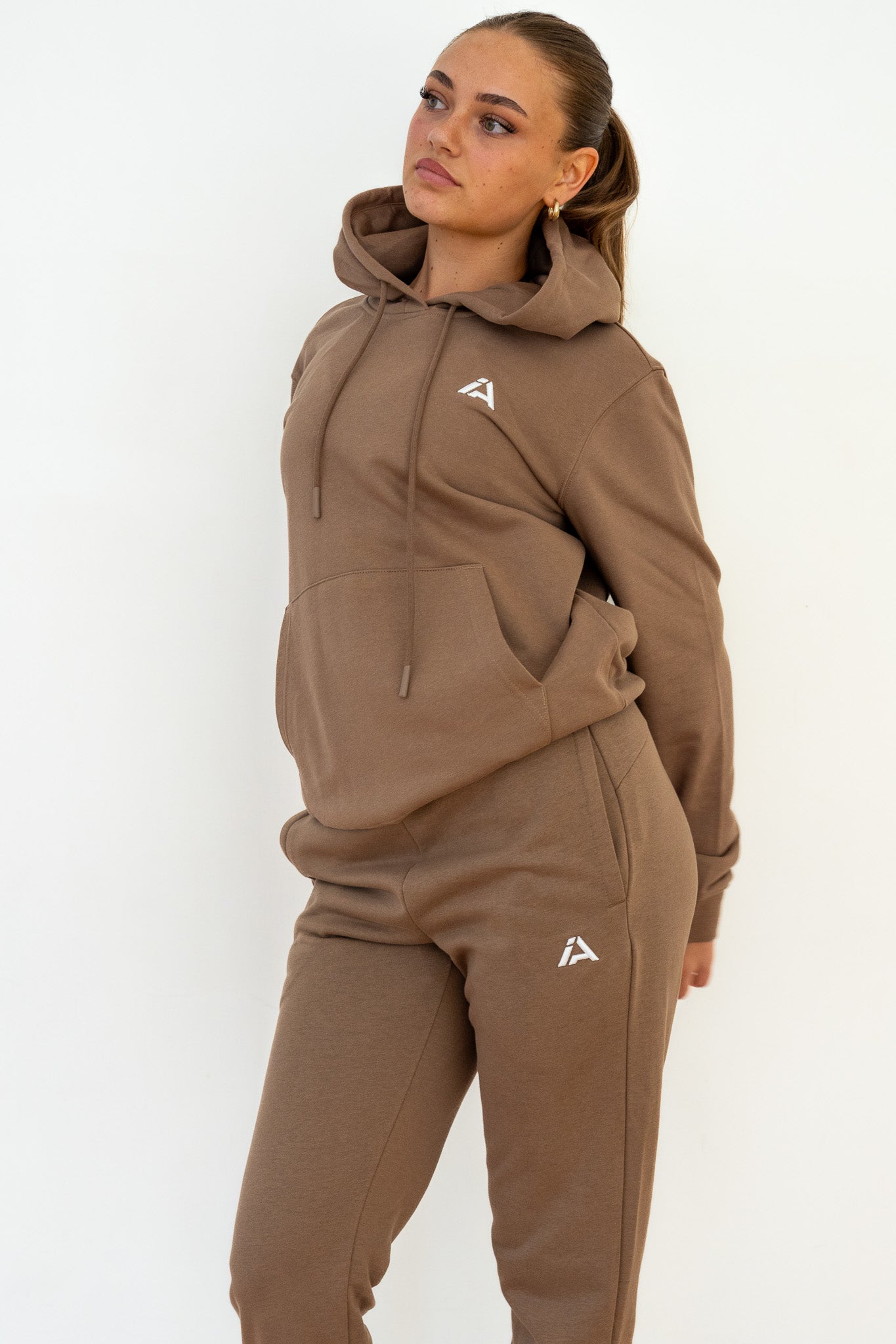 Base Trackies
